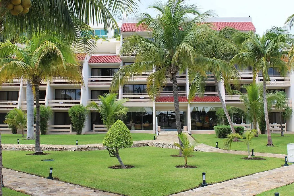 Ocean Spa Hotel Cancún 3*,