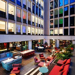 فندق Citizenm Champs-elysees ****