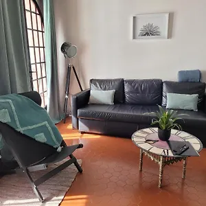 Ile En Provence Apartment